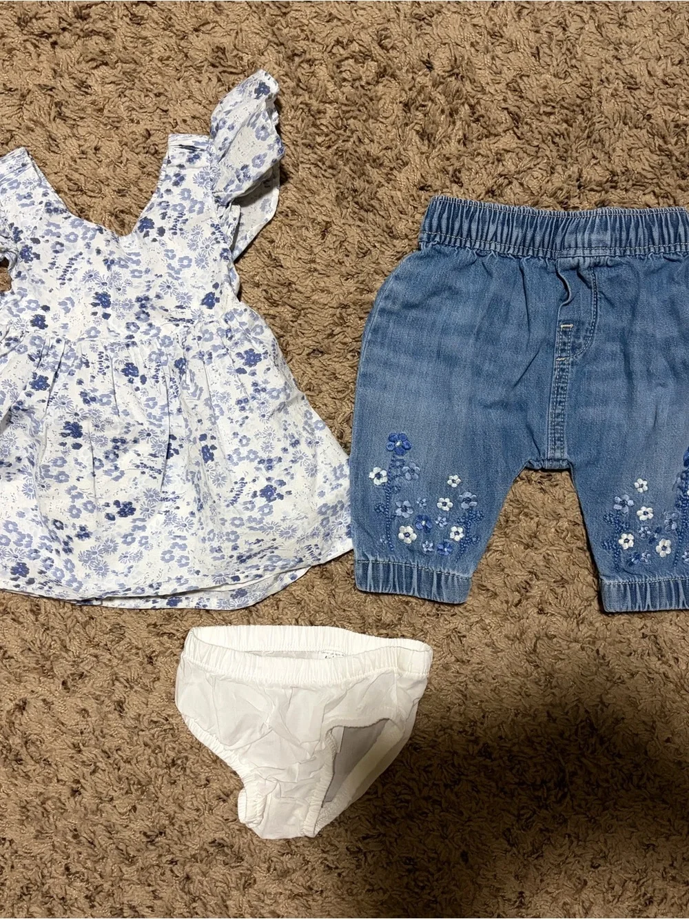 OshKosh B'gosh White & Blue Floral Baby Matching Set